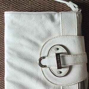 NINE WEST CREAM EVENING BAG WITH LEATHER STRAP AND TWO LARGE ZIPPERED POCKETS